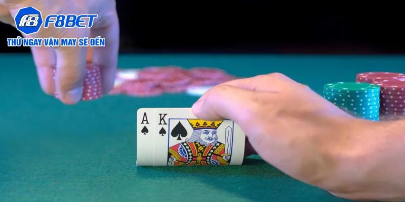 Người chơi không nên cố định chiến lược khi chơi Poker Người chơi không nên cố định chiến lược khi chơi Poker